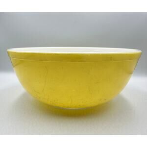 Vintage PYREX Glass #404 Yellow Primary Nesting 4 Qt Mixing Bowl